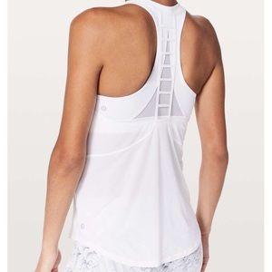 NWOT Lululemon Breezy Singlet
White 6